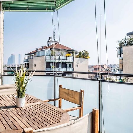 Morgantini House San Siro-Duomo "Netflix & Terrace" Apartment Milan Bagian luar foto